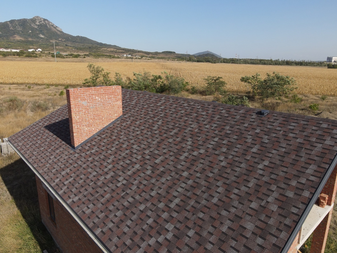 Ламинированная черепица Docke PIE PREMIUM/ DRAGON/ Слива Ламинированная черепица Docke PIE PREMIUM/ DRAGON/ Слива